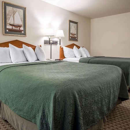 Quality Inn & Suites Federal Way - Seattle Room photo